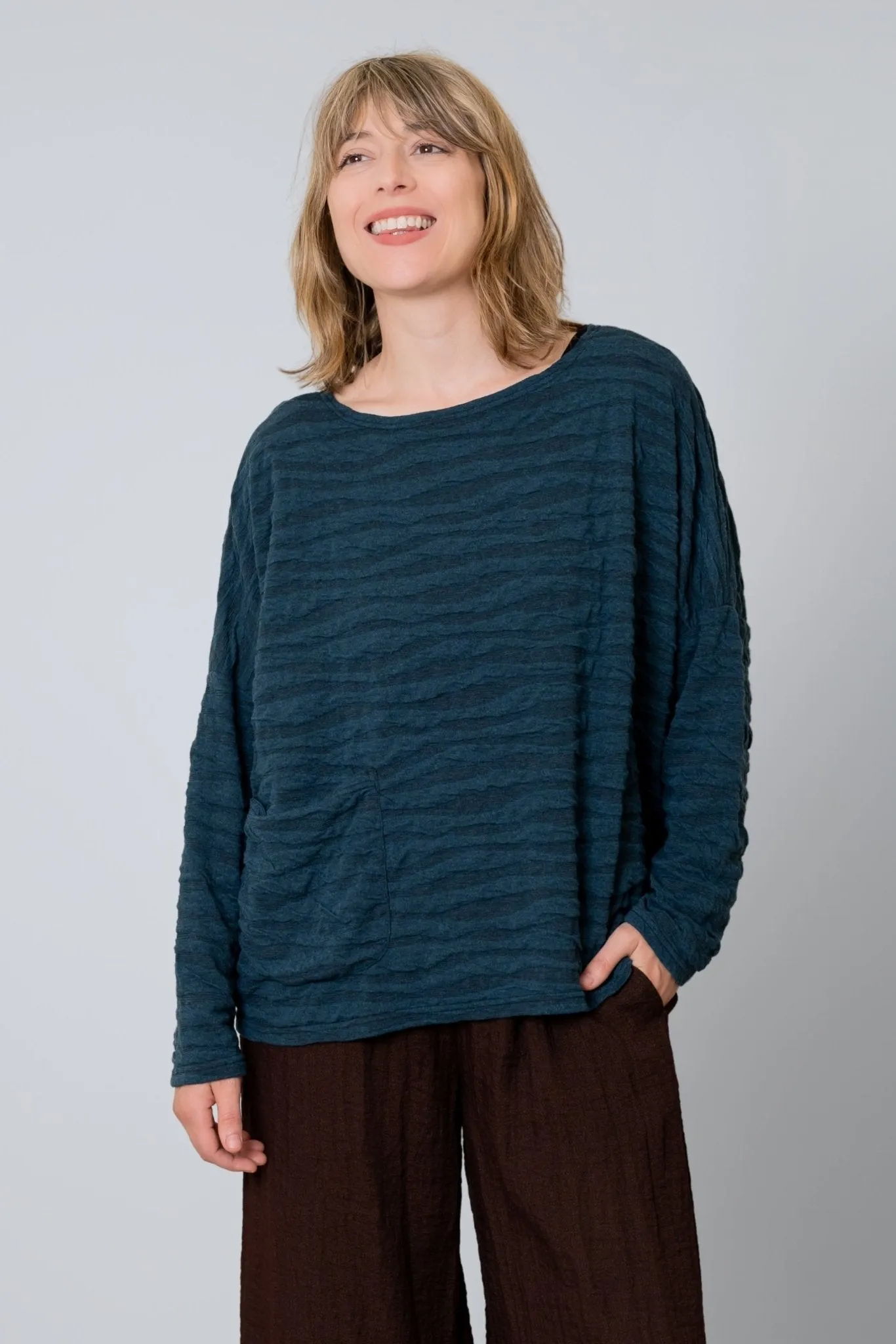 Cutloose Pocket Pullover