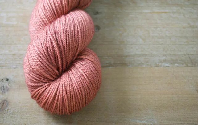 Magpie Fibers Swanky DK