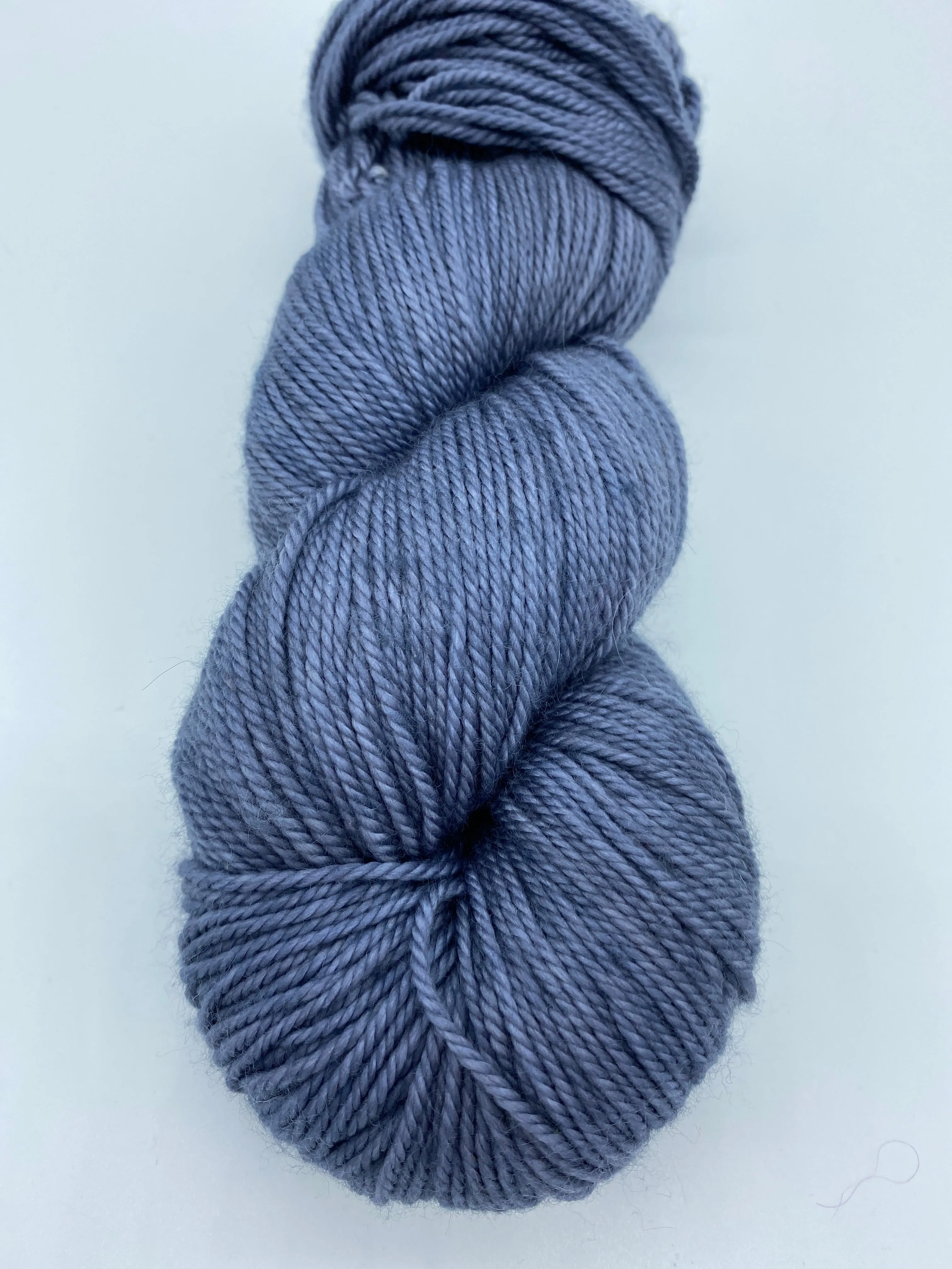 Magpie Fibers Swanky DK