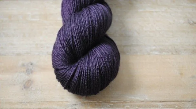 Magpie Fibers Swanky DK