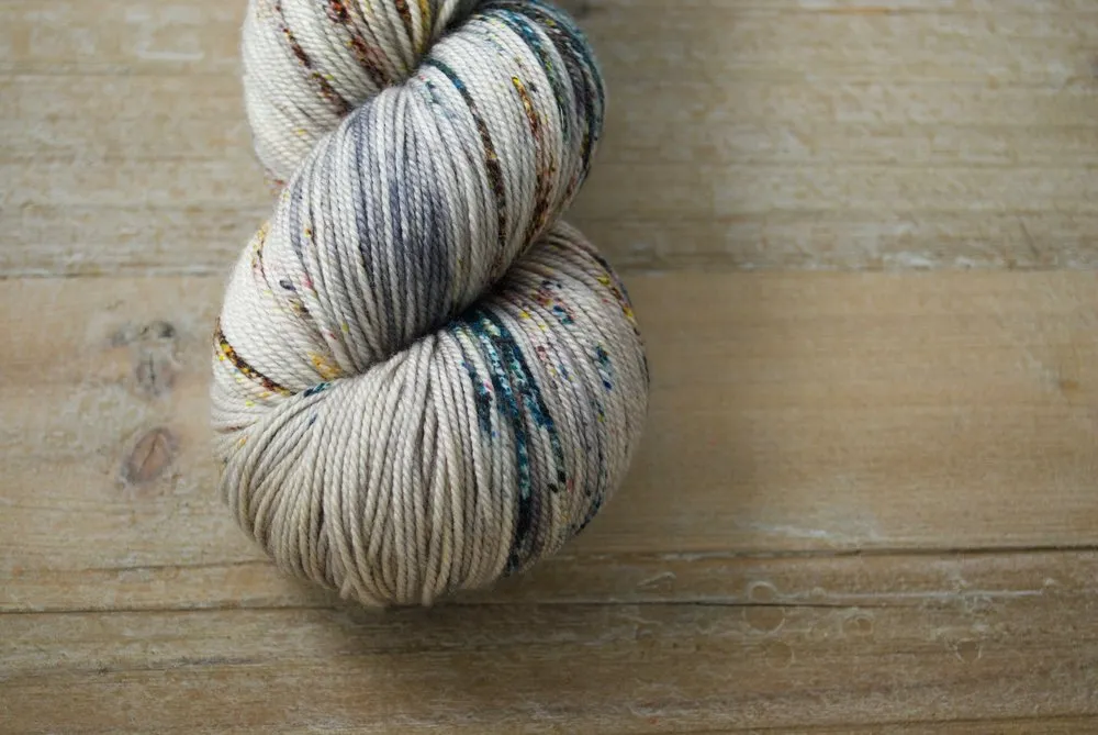 Magpie Fibers Swanky DK