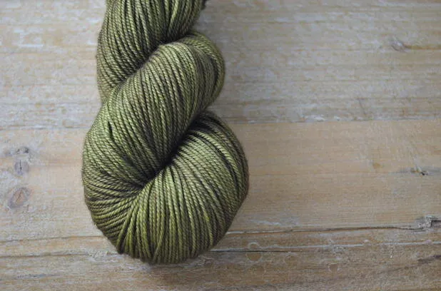 Magpie Fibers Swanky DK