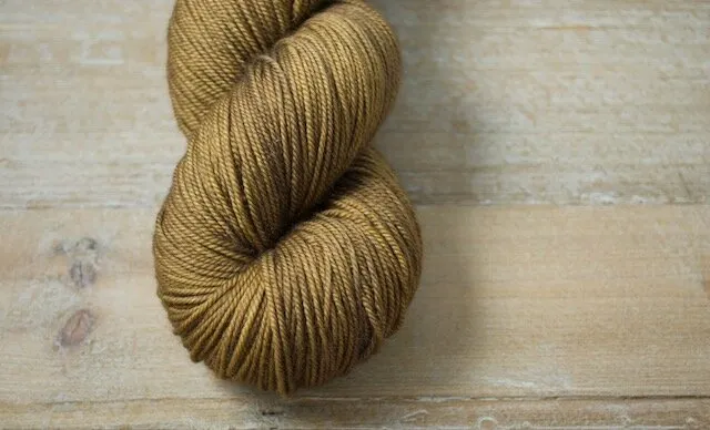 Magpie Fibers Swanky DK