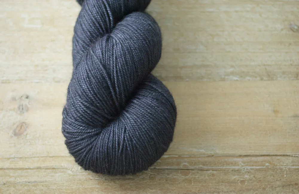 Magpie Fibers Swanky DK