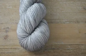Magpie Fibers Swanky DK