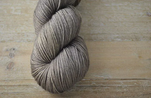 Magpie Fibers Swanky DK