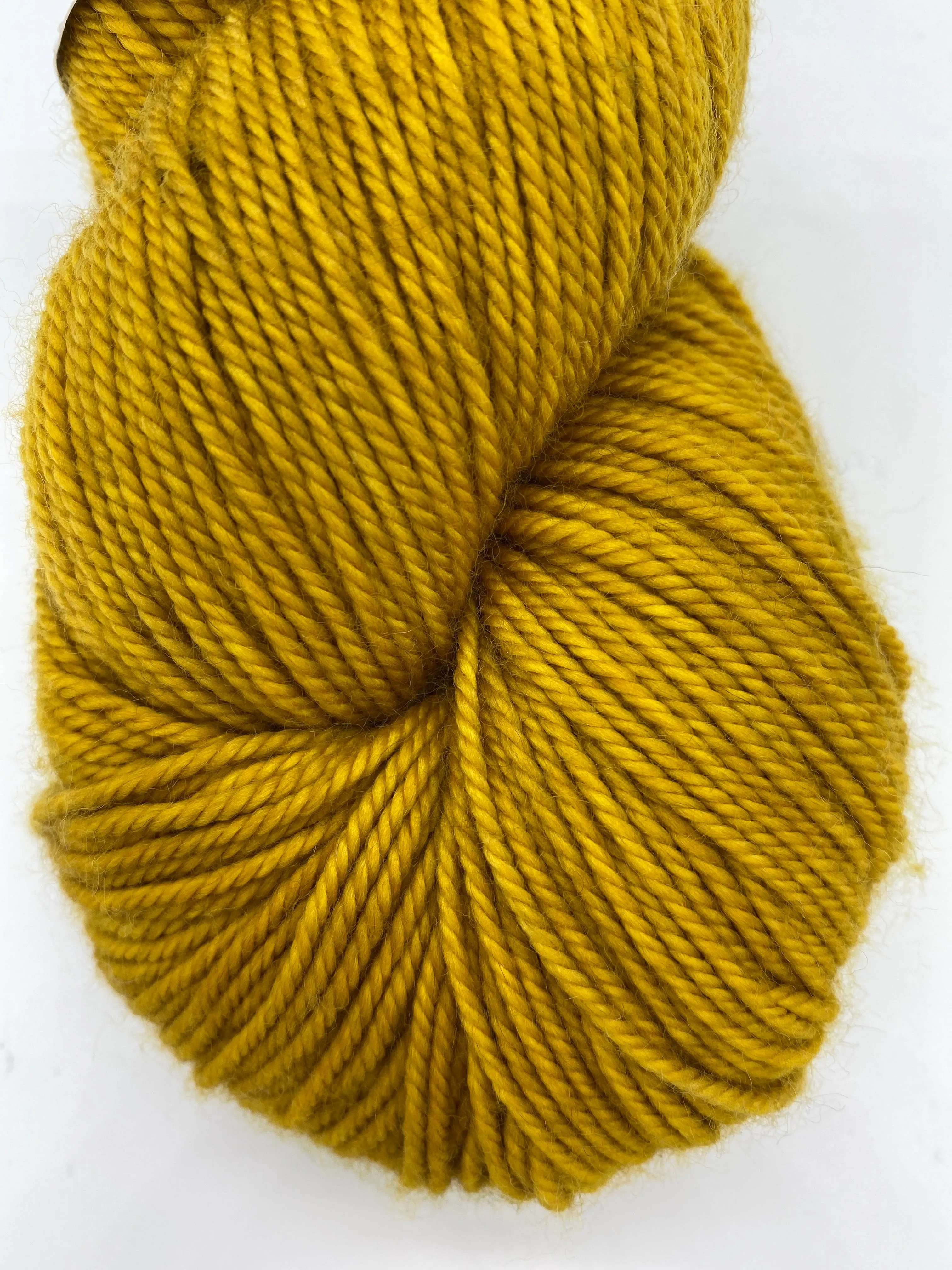 Magpie Fibers Swanky DK