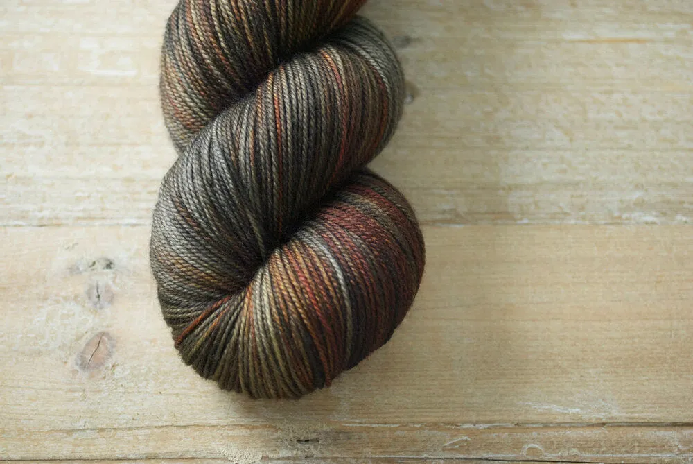 Magpie Fibers Swanky DK